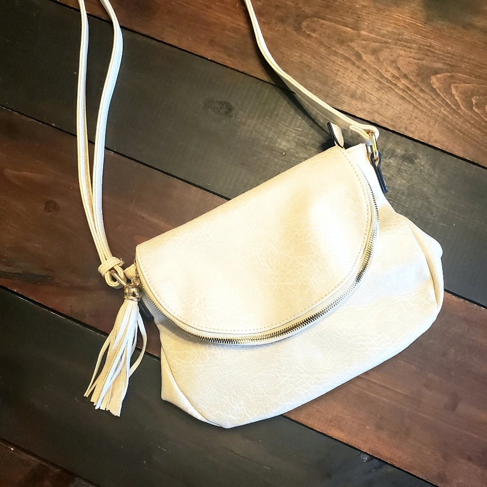 Vegan Leather Cream Crossbody Tassle Purse
